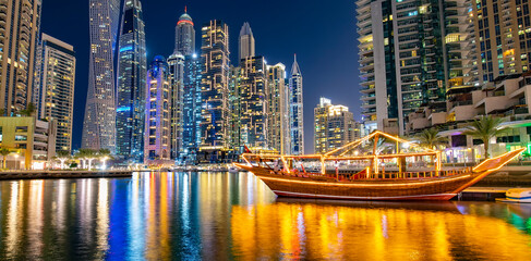 DHOW CRUISE CREEK DUBAI